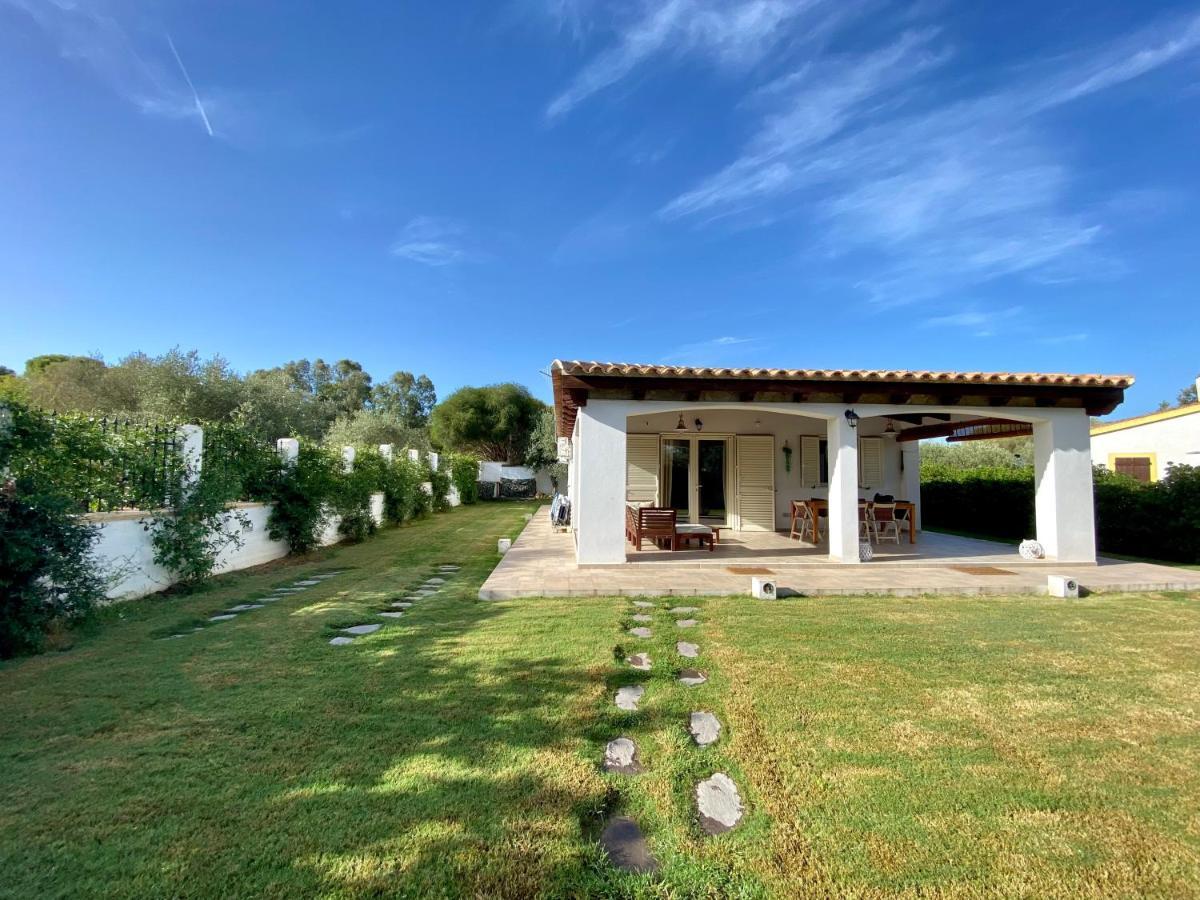 La Casa Dell Olivo Villa Castiadas Exterior photo